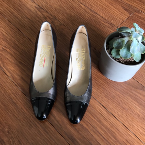 Salvatore Ferragamo Classic Pump